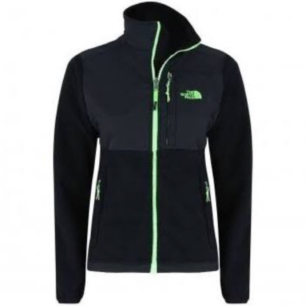 Size large woman’s north face